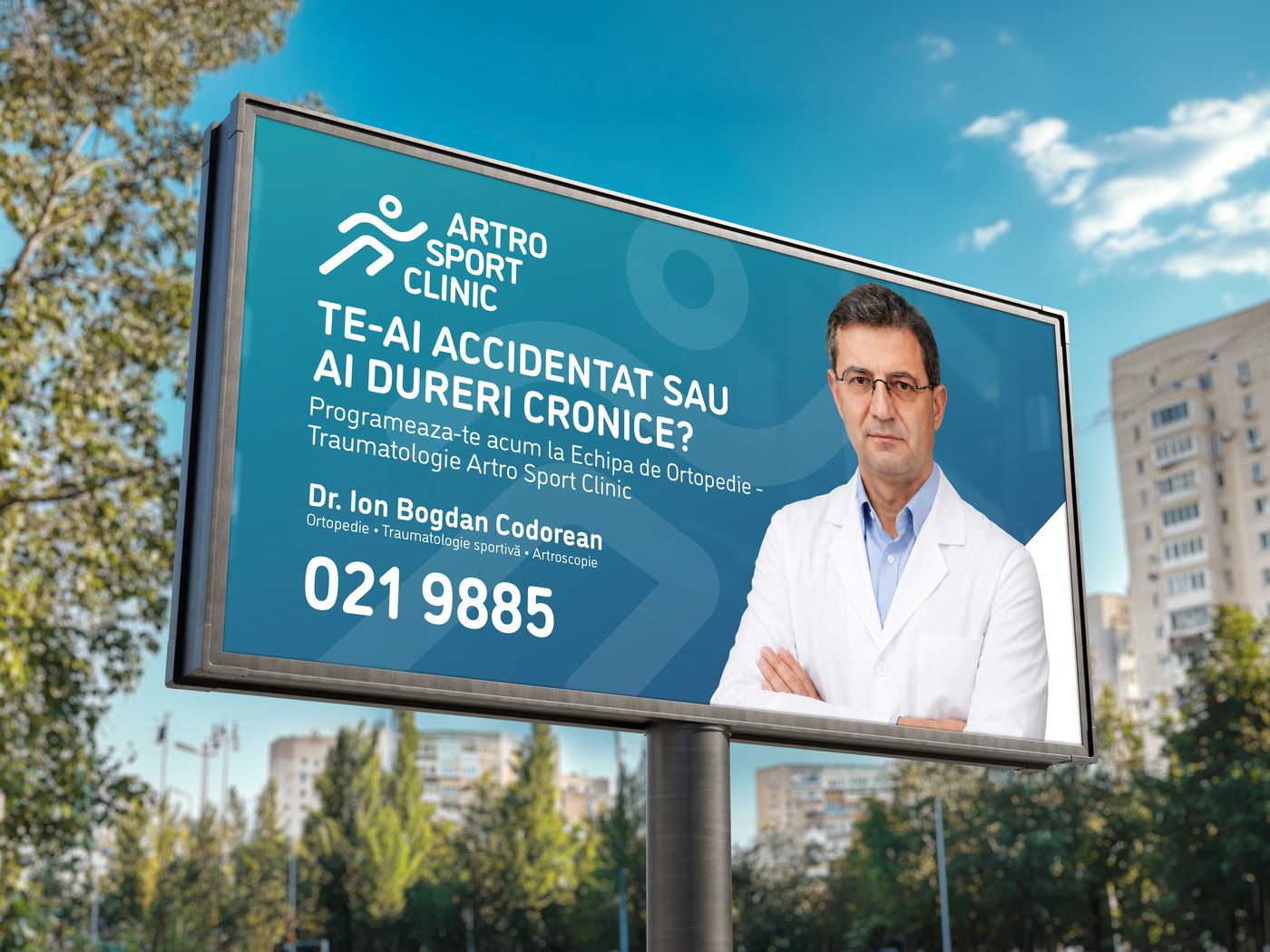 Panou stradal Artro Sport Clinic, cu echipa de ortopedie
